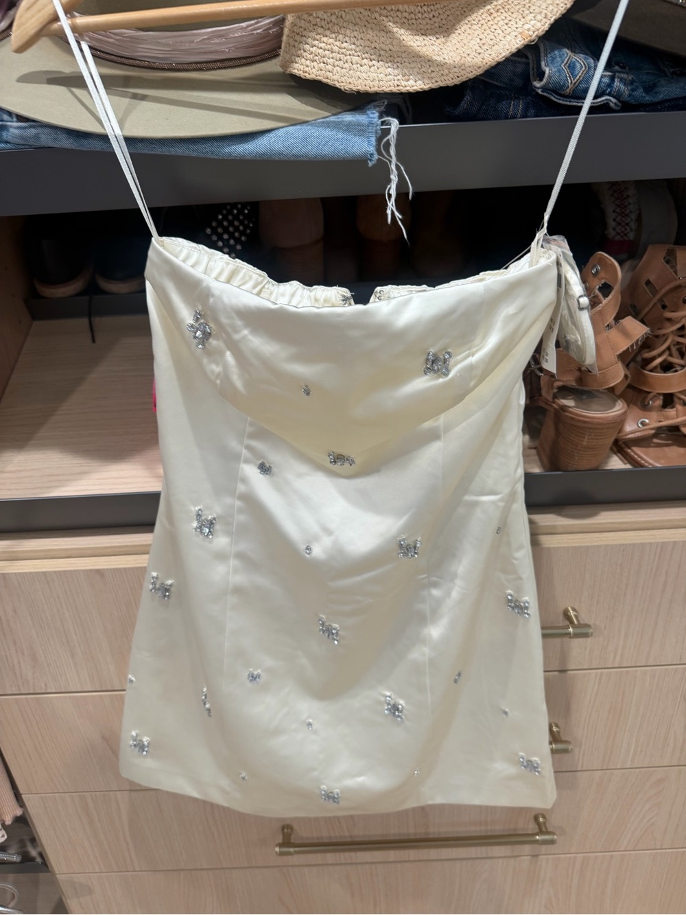 Abercrombie & Fitch Strapless Embroidered Cream Mini Dress - Picture 4 of 6